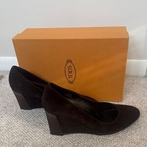 Tod's Women's Dark Brown Suede Heels